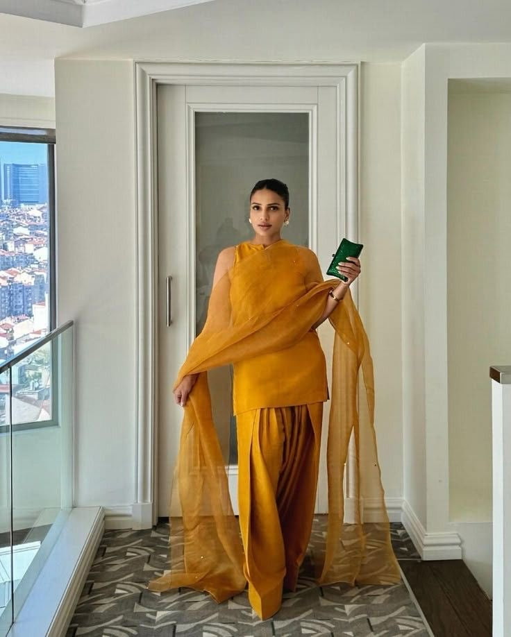 Silk sleeveless farshi set